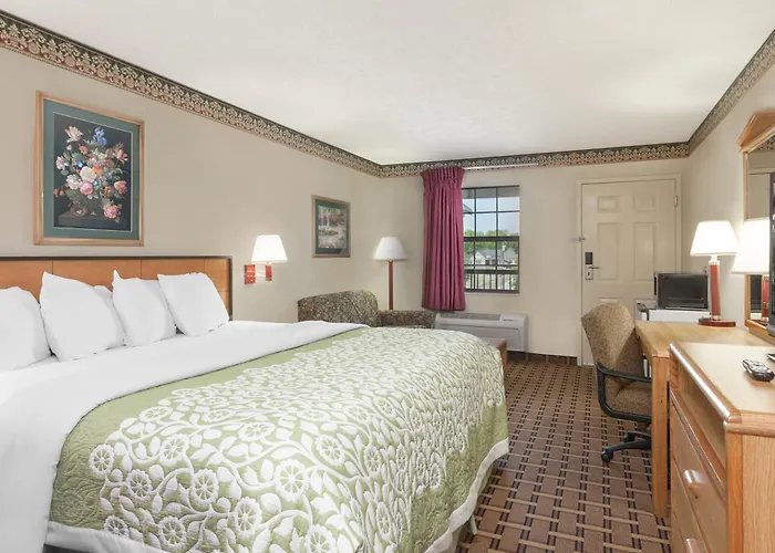 Days Inn By Wyndham Lexington