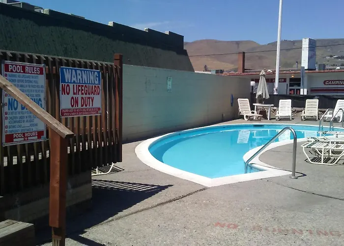 Cedars Inn Lewiston