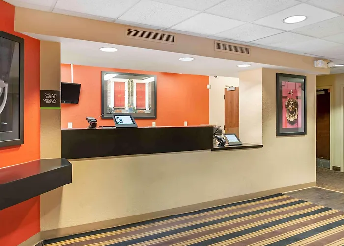 Extended Stay America Select Suites - Detroit - Farmington Hills