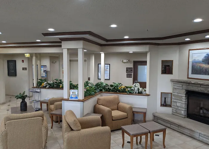 Baymont By Wyndham Rockford