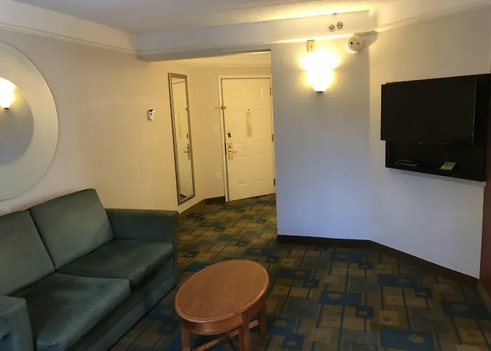 La Quinta By Wyndham Jacksonville Butler Blvd