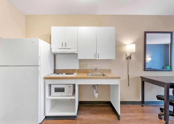 Extended Stay America Suites - Pleasanton - Chabot Dr