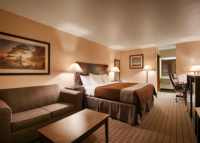 Quality Inn Three Rivers