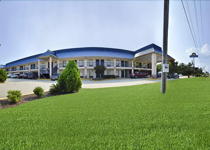 Days Inn By Wyndham Ocean Springs