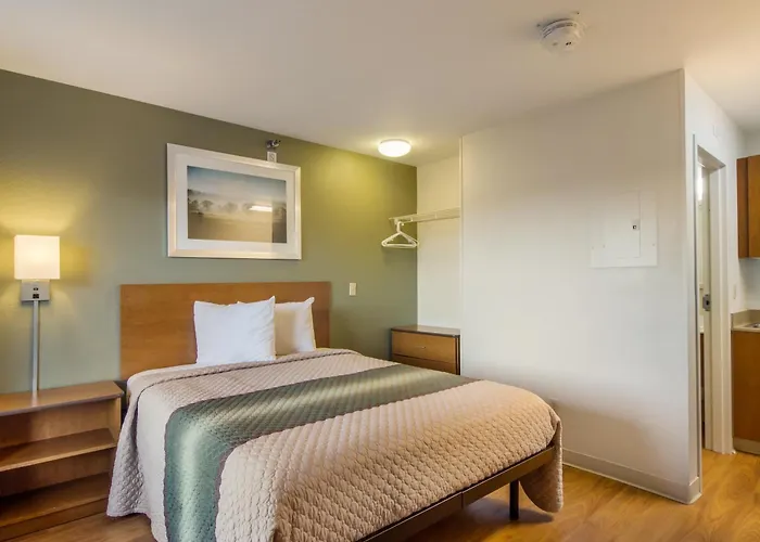 Birch Hill Suites Extended Stay Lake Charles - Sulphur