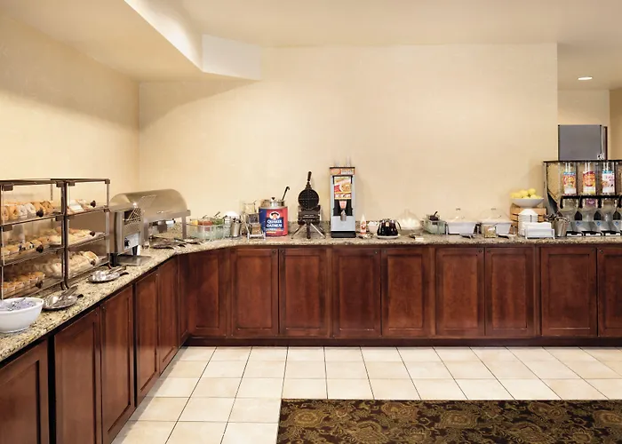 Country Inn & Suites By Radisson, Des Moines West, Ia