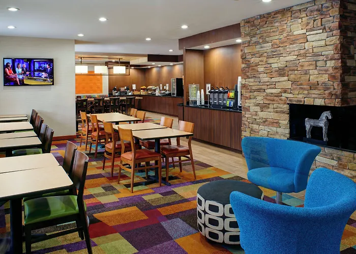 Fairfield Inn & Suites Detroit Farmington Hills