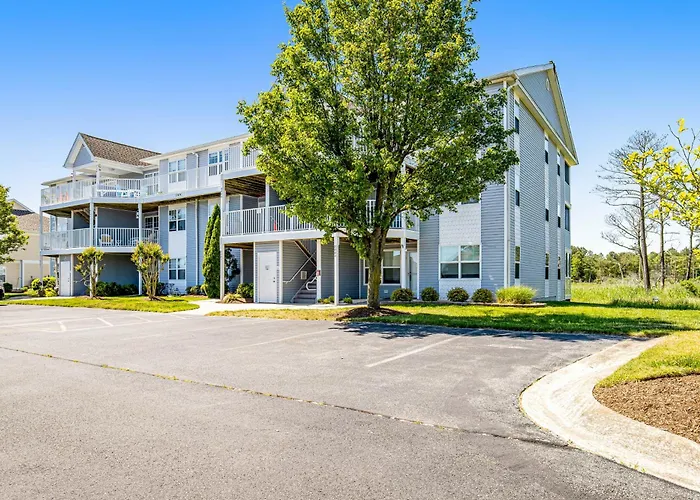 Bethany Bay - 8006 Pettinaro Dr