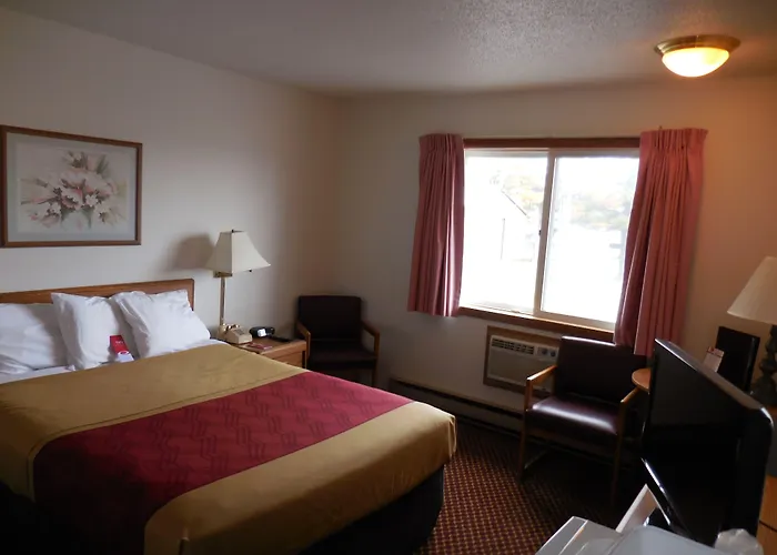 Travelodge By Wyndham Escanaba