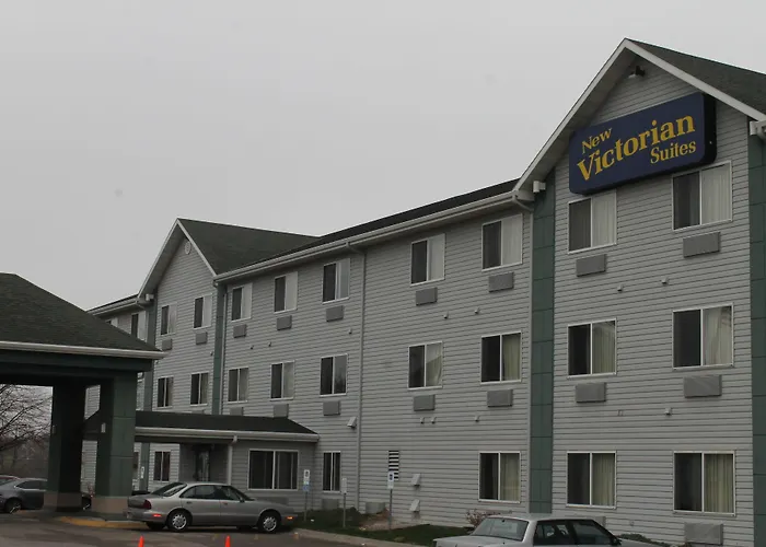 New Victorian Inn & Suites Lincoln