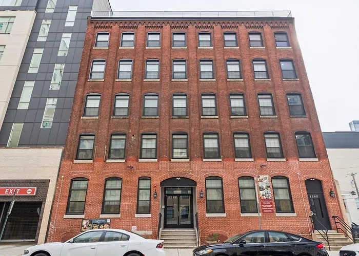 Stay At Luna On Callowhill
