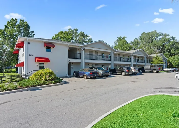 Baymont By Wyndham Ocala Suites