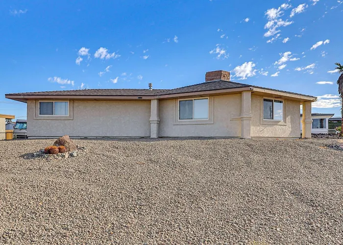 1 Mi To Lake Havasu: Family Home W/ Game Room