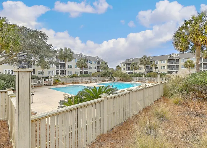 Port O' Call E303 - Sensational Oceanview! Top Floor!