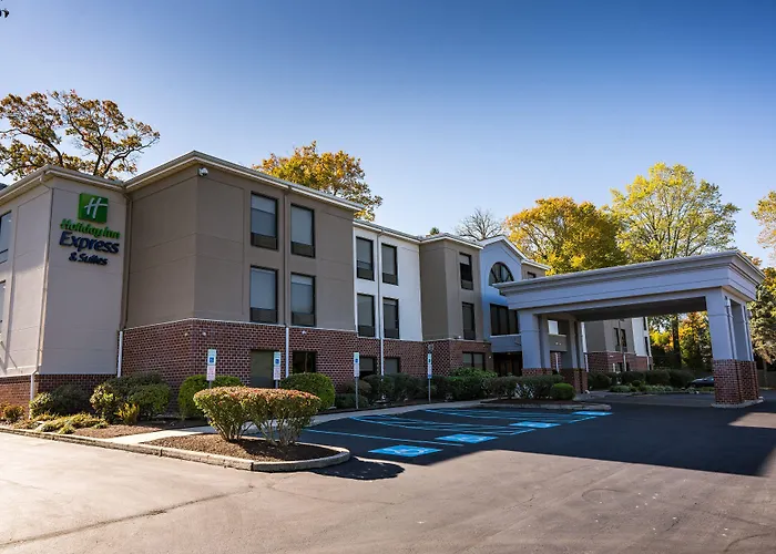 Holiday Inn Express Hotel & Suites West Chester By Ihg