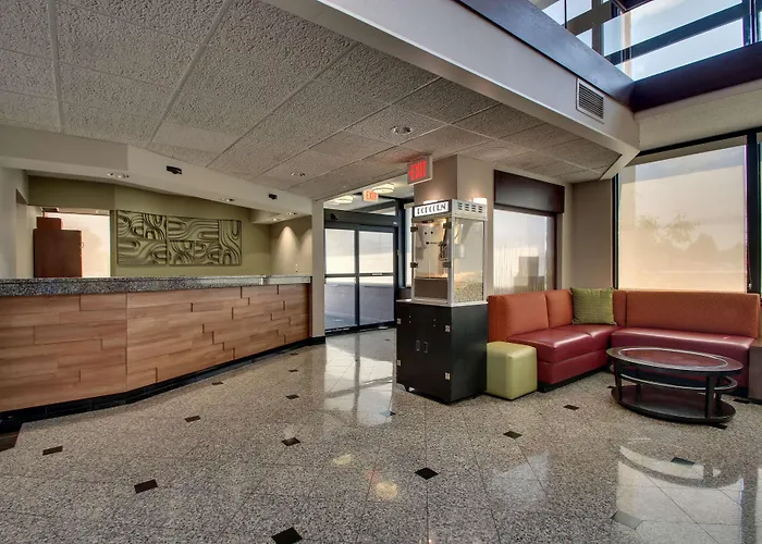 Drury Inn & Suites Evansville East