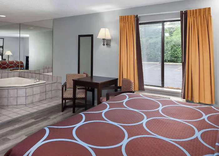 Super 8 By Wyndham Sun Prairie/Madison E