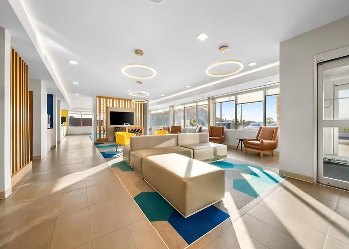 Microtel Inn & Suites By Wyndham Prattville Montgomery
