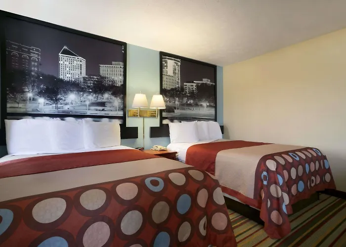 Super 8 By Wyndham Park City/North Wichita Area