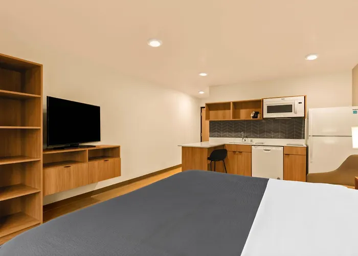 LivAway Suites Tri-Cities-Richland