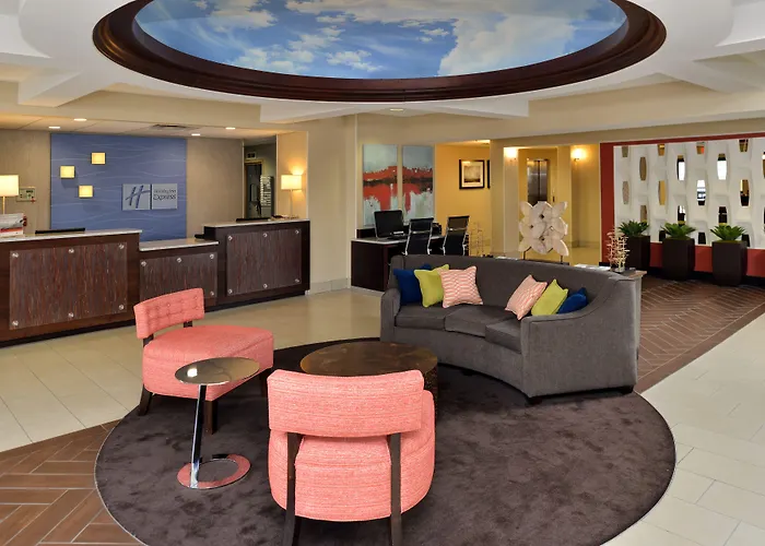 Holiday Inn Express Hotel & Suites Tampa-Rocky Point Island By Ihg