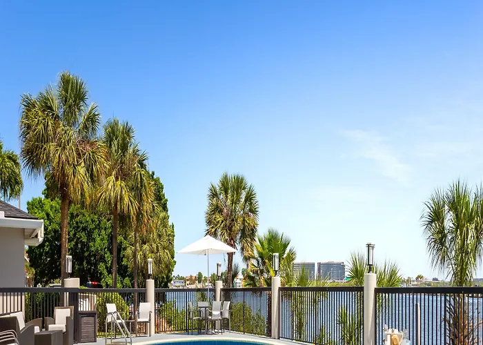 Holiday Inn Express Hotel & Suites Tampa-Rocky Point Island By Ihg