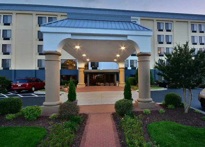 Fairfield By Marriott Inn And Suites Winston-Salem Hanes Mall