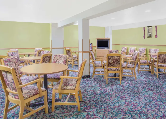Days Inn By Wyndham Custer