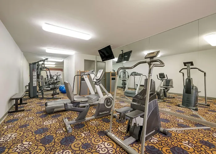 Surestay Hotel By Best Western Deer Park