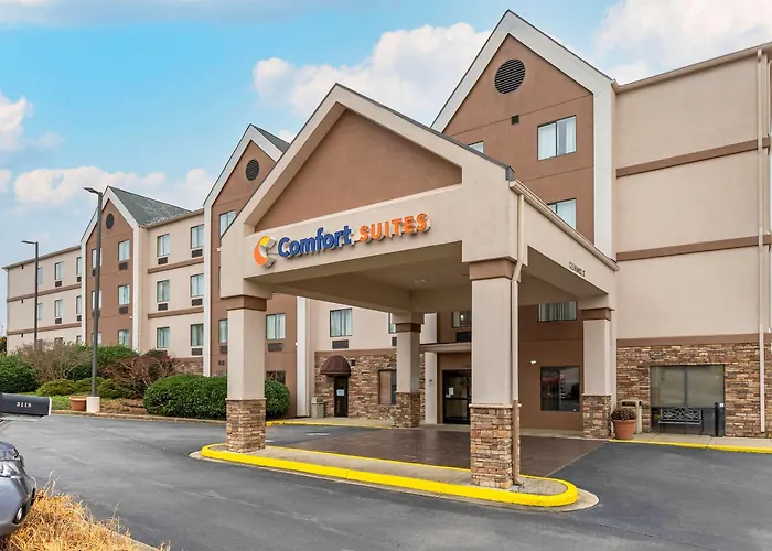 Comfort Suites Johnson City Near University