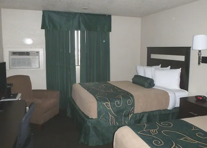 Travelodge By Wyndham Jefferson City