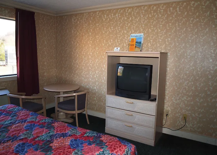 Hilltop Express Inn
