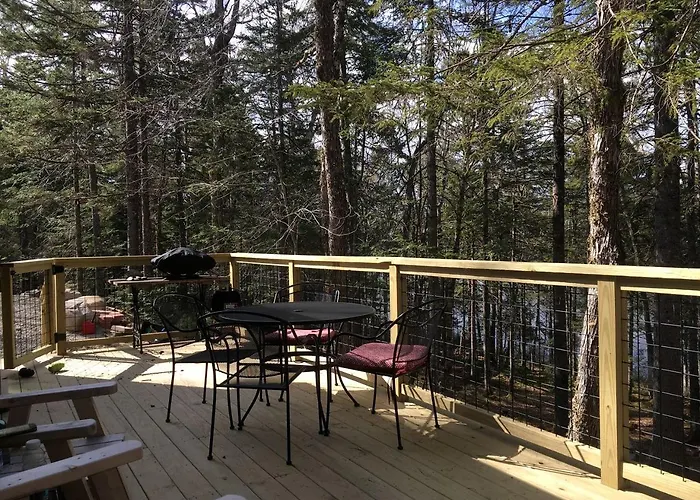 Secluded, Dog-Friendly Lakefront Cabin On Pristine Lake, Maine, For Wonderfully Romantic Getaways To Nature