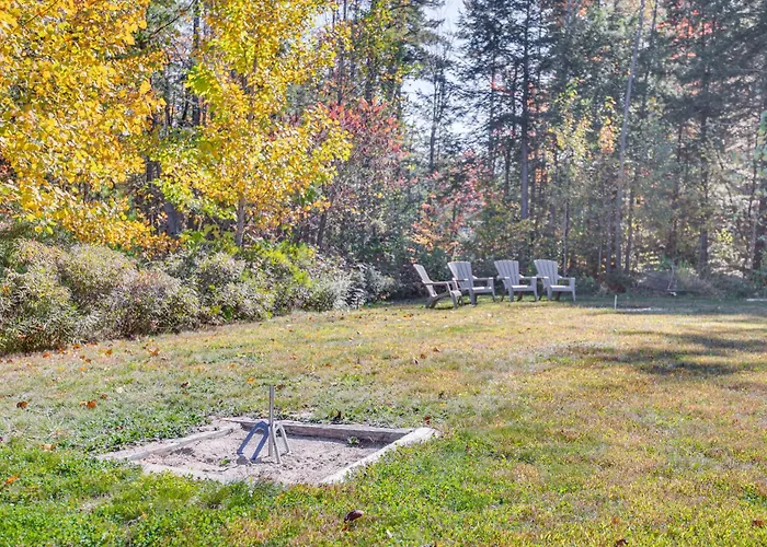 Hiking & Snowmobile Trails On-Site: Alton Retreat!