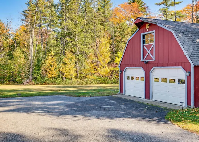 Hiking & Snowmobile Trails On-Site: Alton Retreat!