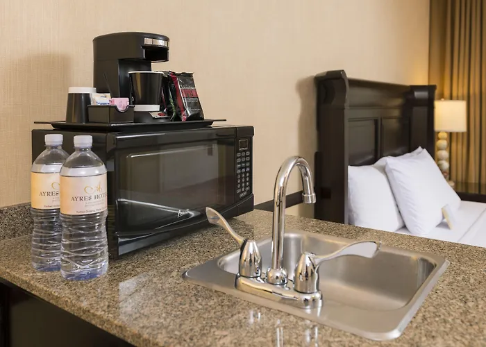 Best Western Corona Hotel & Suites