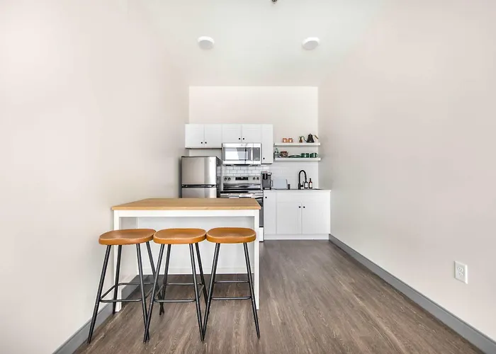Spacious Family Stay Near Downtown Macon