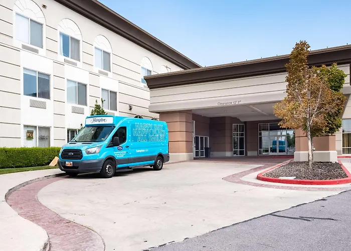 Hampton Inn & Suites Salt Lake City Airport