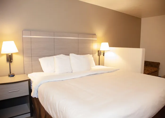 Econo Lodge Pueblo North