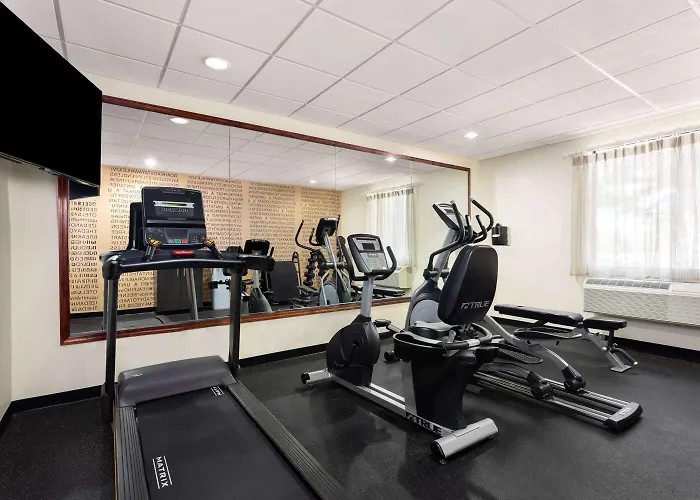 La Quinta By Wyndham Bonita Springs Naples North