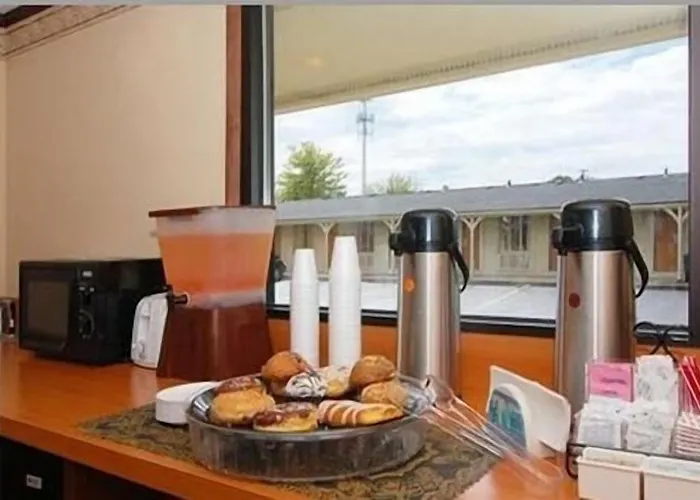 Americas Best Value Inn-Warren
