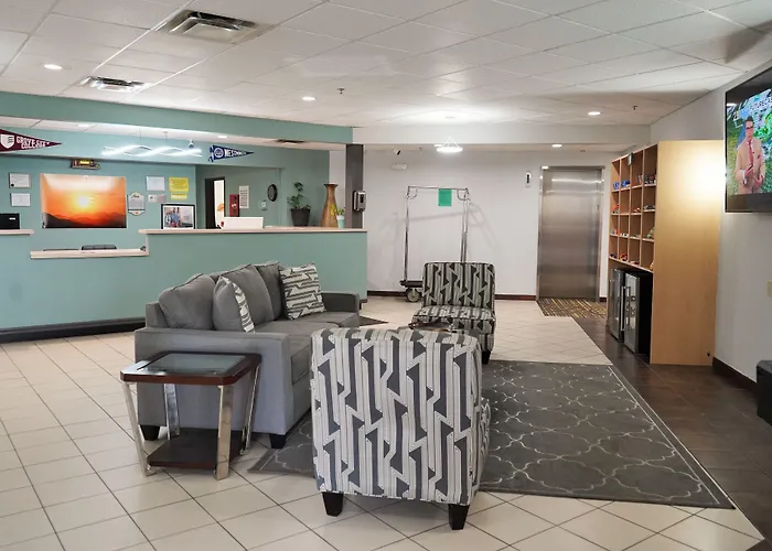 Super 8 By Wyndham Grove City