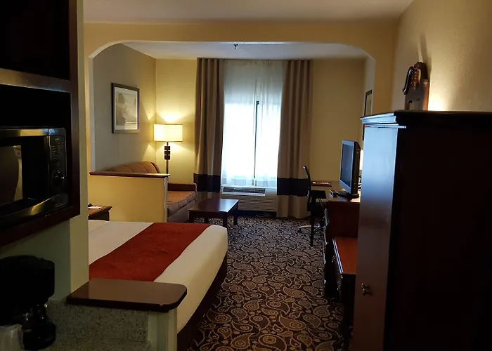 Comfort Suites Daphne - Mobile East Bay