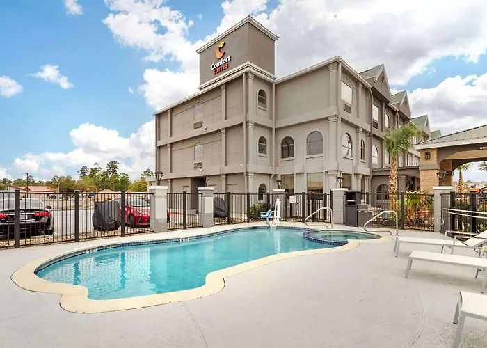 Comfort Suites Shenandoah-The Woodlands