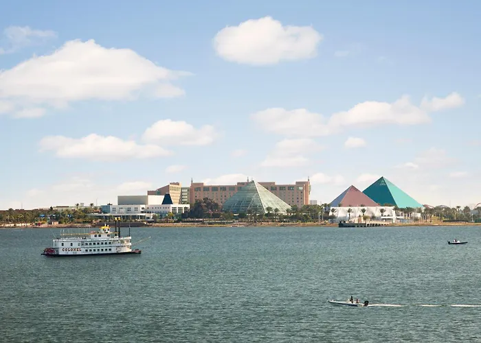 Moody Gardens Hotel Spa And Convention Center