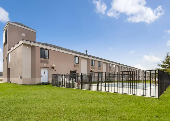 Quality Inn Grasonville Near Kent Island