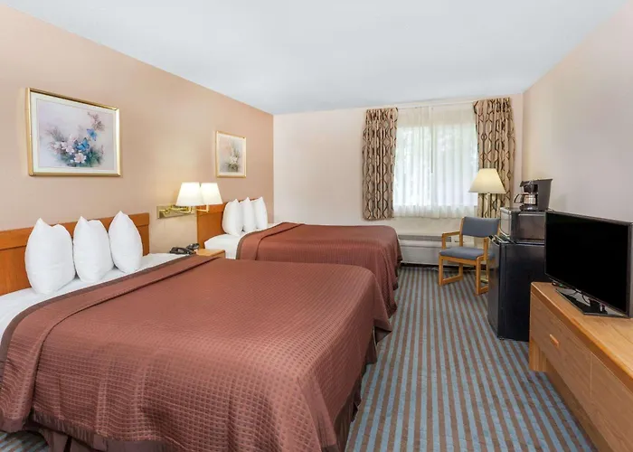 Days Inn By Wyndham Charleston