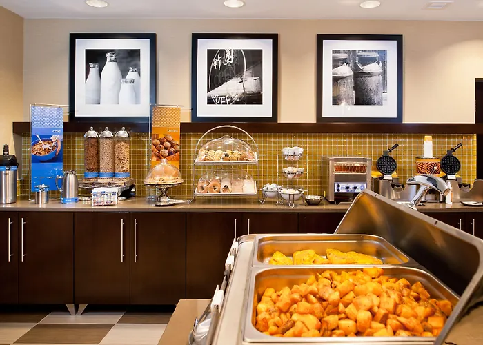 Hampton By Hilton Shelton