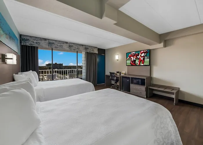 Red Roof Inn Plus & Suites Virginia Beach - Seaside