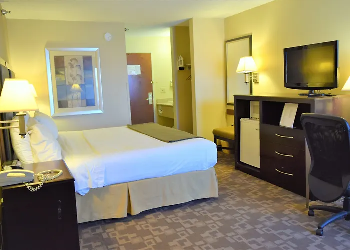 Country Inn & Suites By Radisson, Dunn I-95